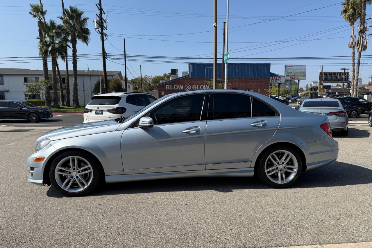 Mercedes-Benz C-Class C250 Luxury Sedan 2014 Mercedes-Benz C-Class C250 Luxury Sedan 2014
