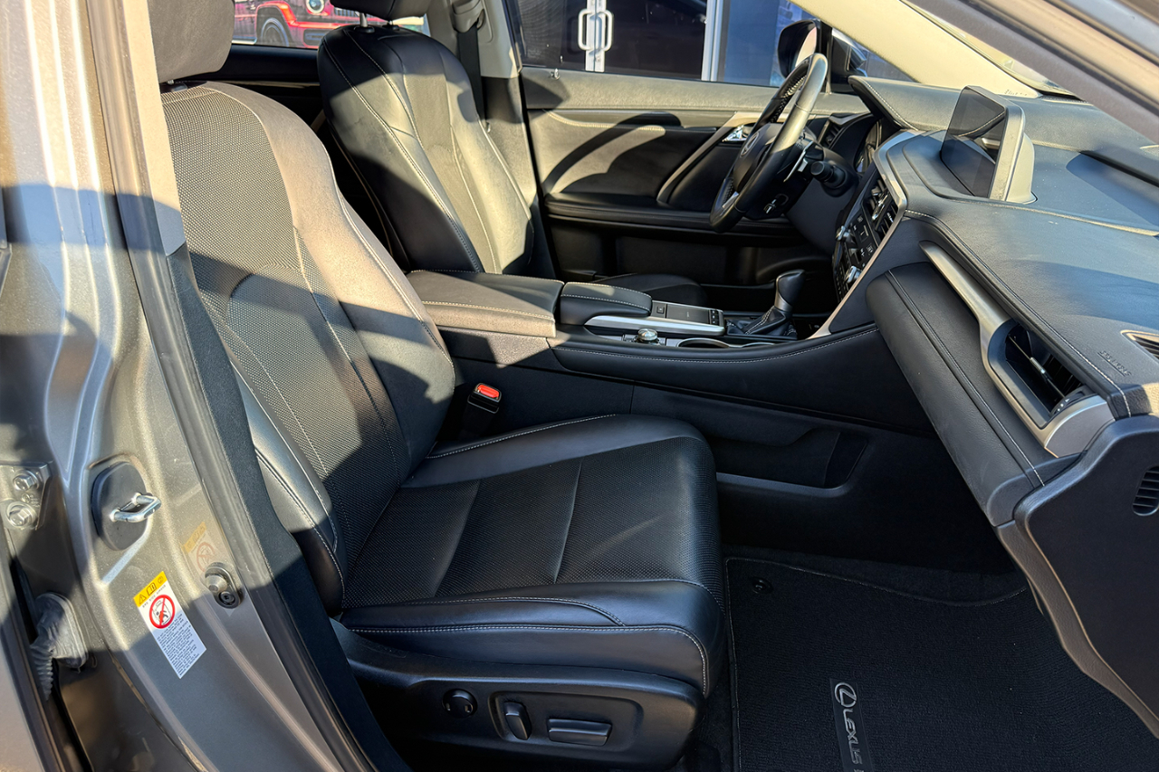 Lexus RX 350 FWD 2020