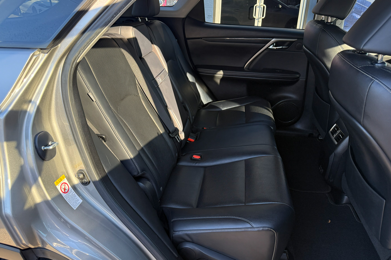 Lexus RX 350 FWD 2020