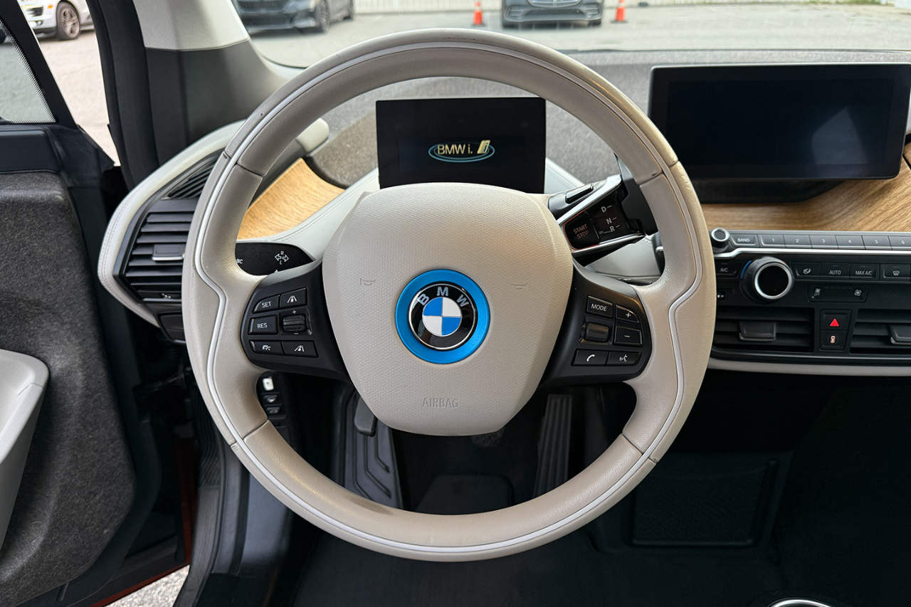 BMW i3 Base w/Range Extender 2014