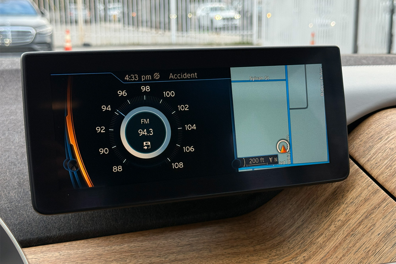 BMW i3 Base w/Range Extender 2014