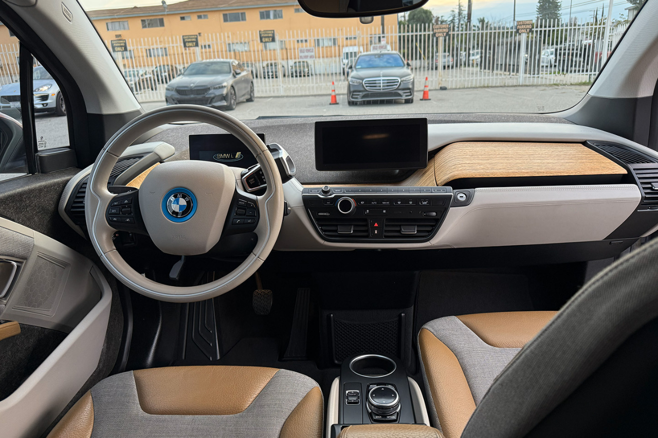 BMW i3 Base w/Range Extender 2014
