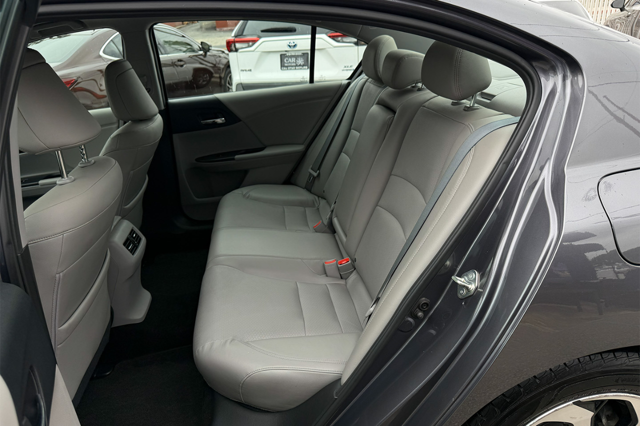 Honda Accord EX-L Sedan CVT 2016