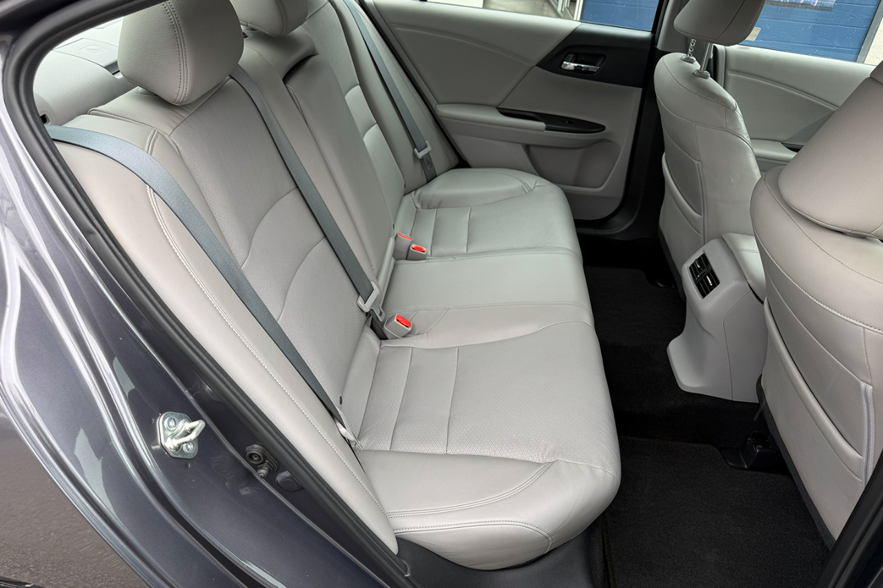 Honda Accord EX-L Sedan CVT 2016