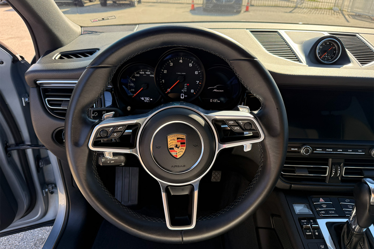 Porsche Macan Base 2020