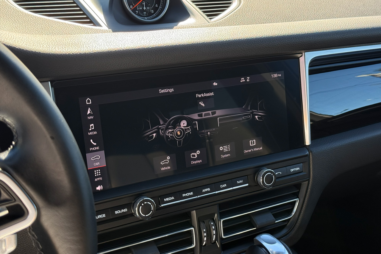 Porsche Macan Base 2020