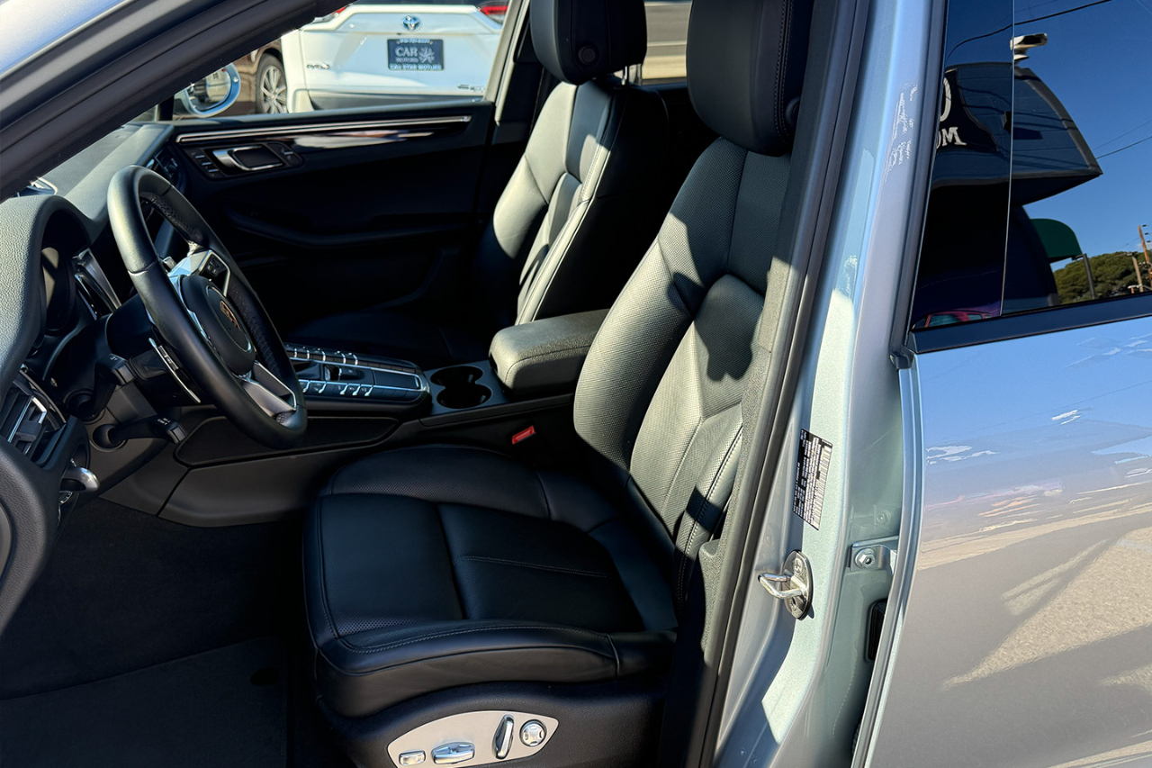 Porsche Macan Base 2020