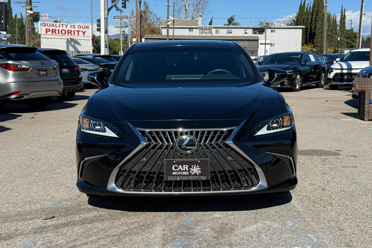 Lexus ES 300h Premium 2023