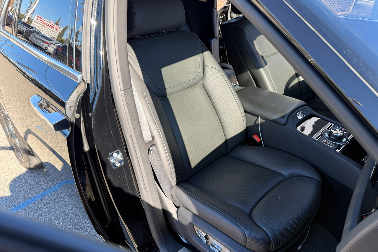 Rolls-Royce Ghost Series II Sedan 2016