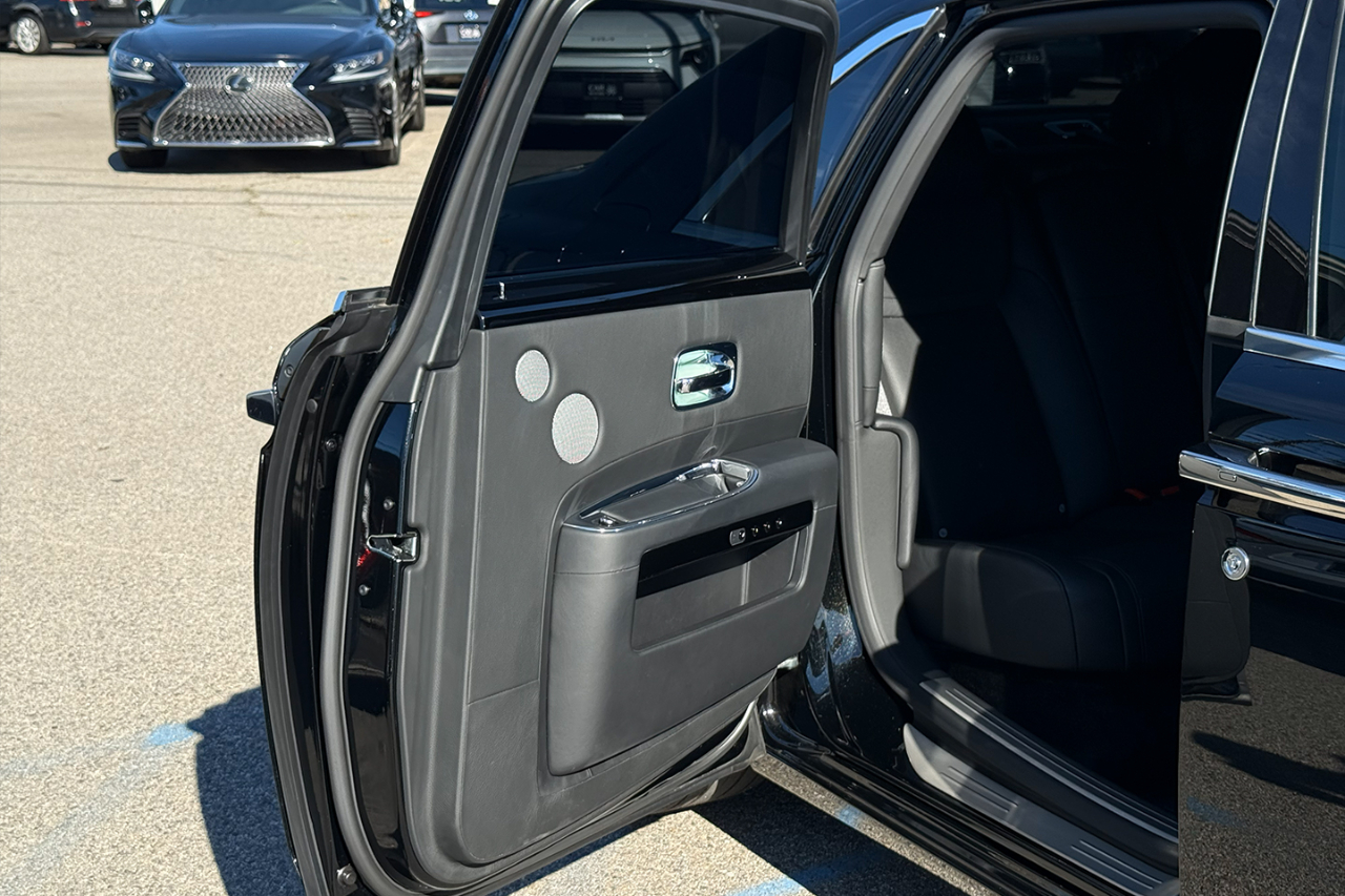 Rolls-Royce Ghost Series II Sedan 2016