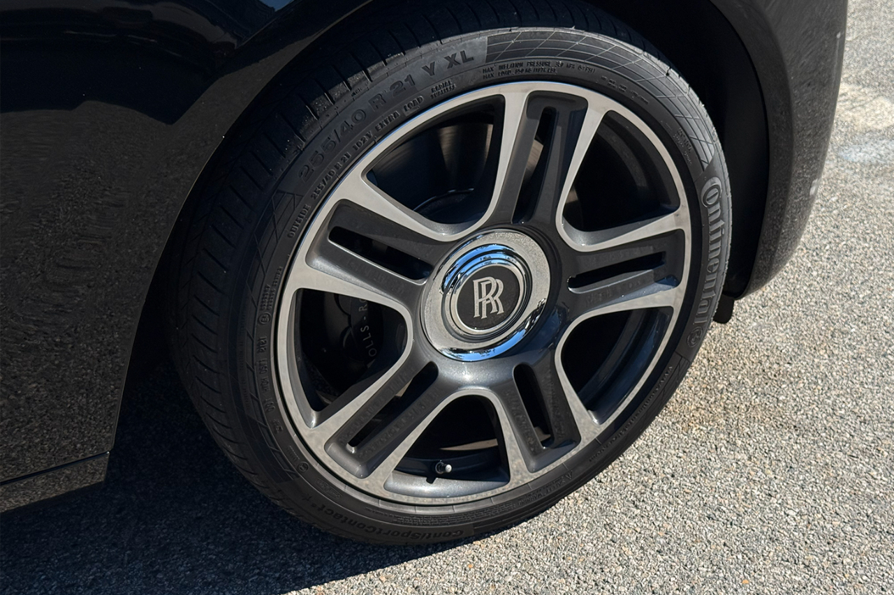 Rolls-Royce Ghost Series II Sedan 2016