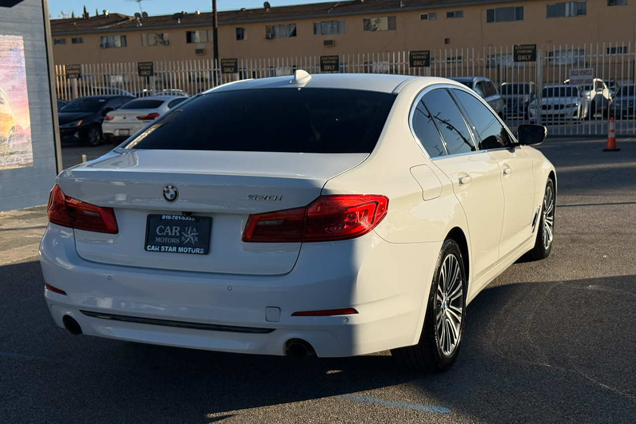 BMW 5-Series 530i 2019