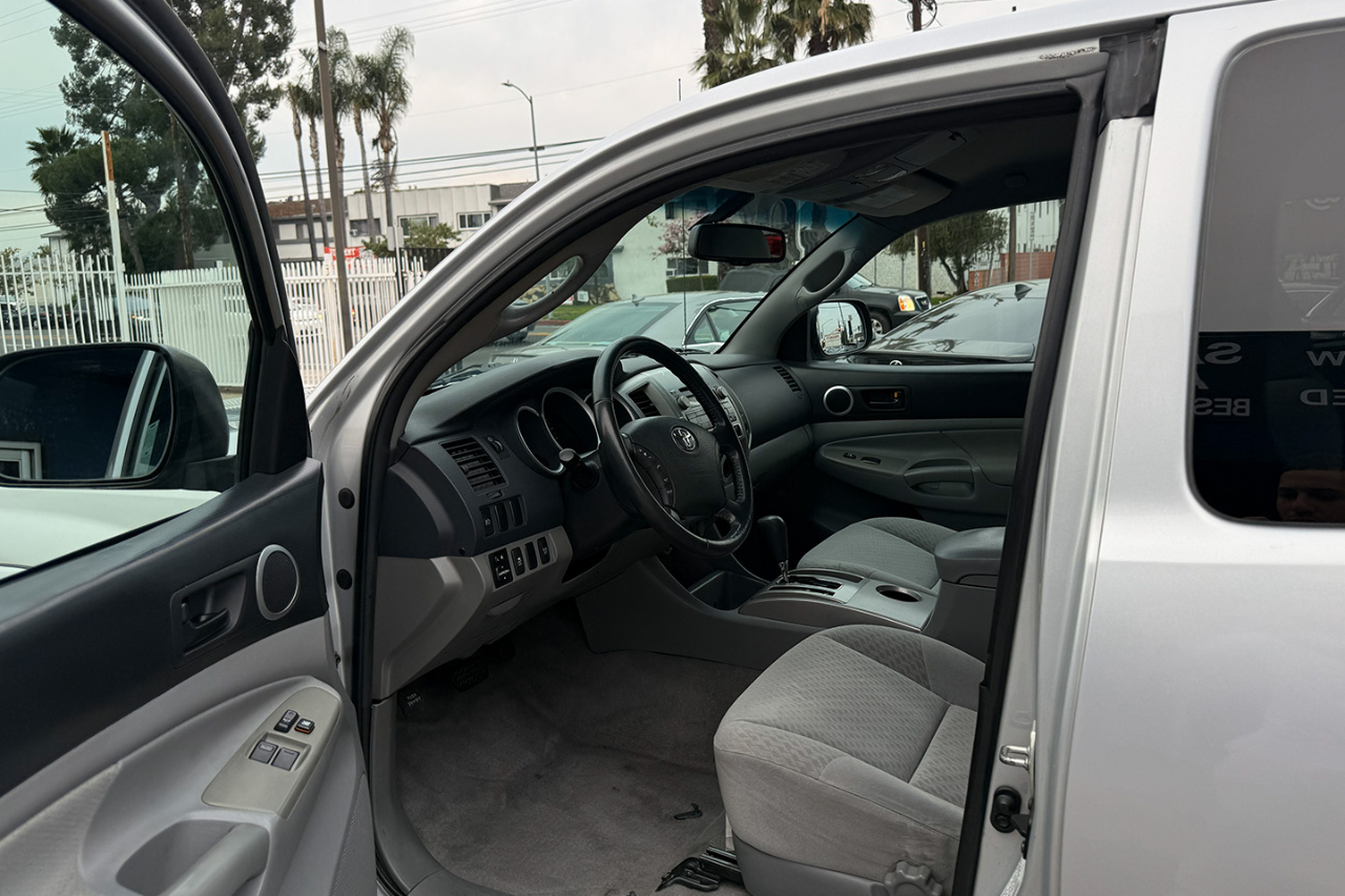 Toyota TACOMA PRE  2010