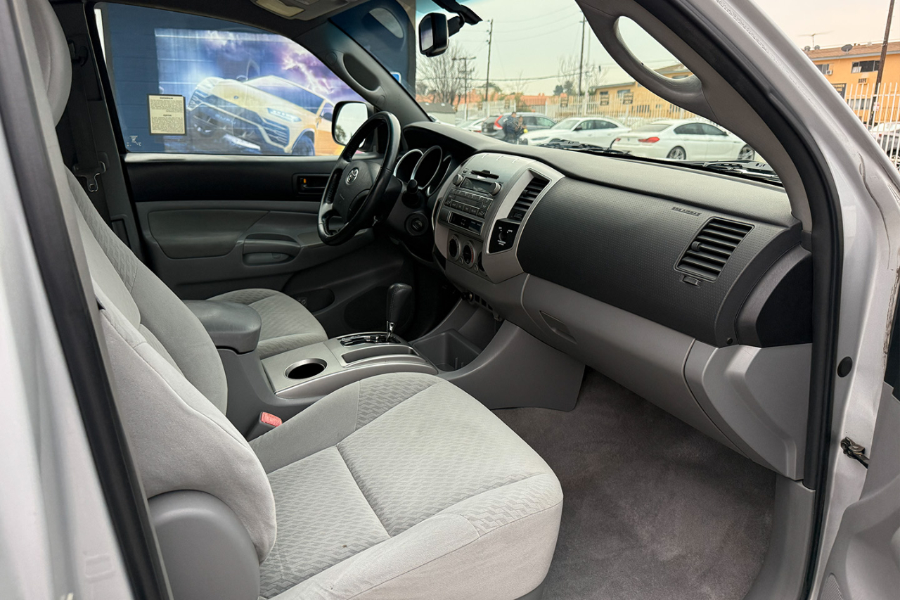 Toyota TACOMA PRE  2010