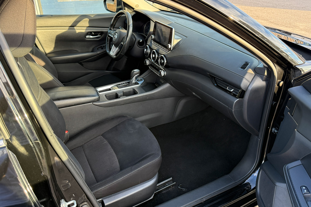 Nissan Sentra SV 2022