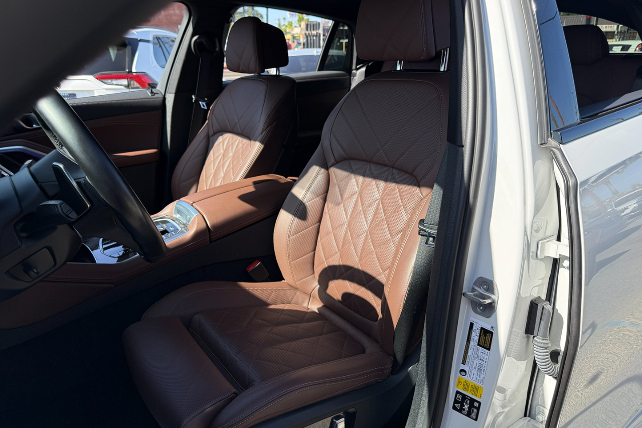 BMW X6 xDrive40i 2023