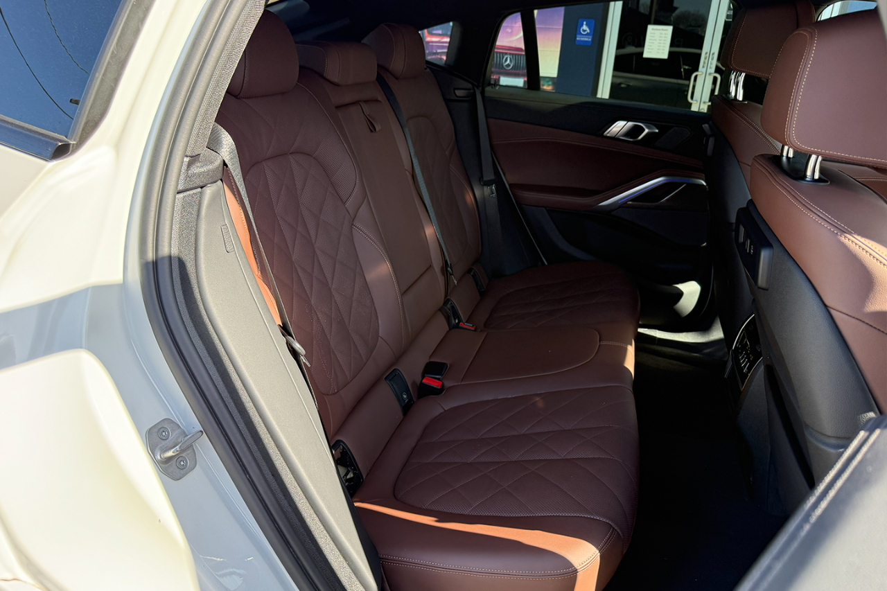 BMW X6 xDrive40i 2023