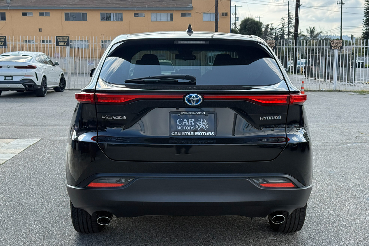 Toyota Venza LE 2021