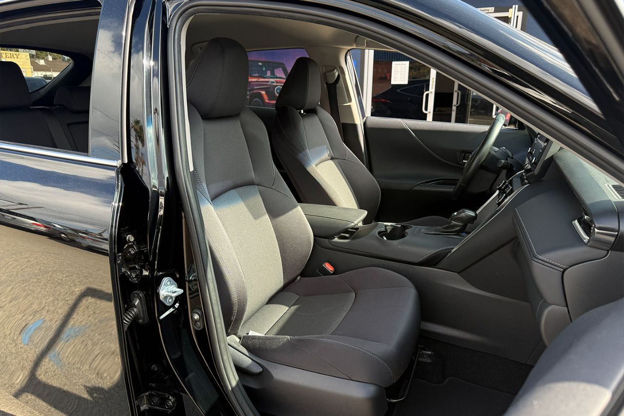 Toyota Venza LE 2021