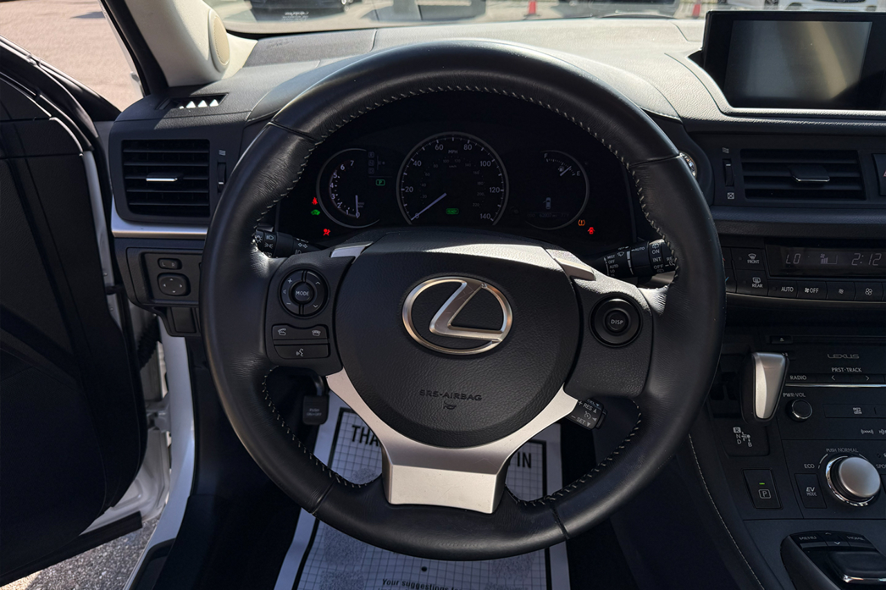 Lexus CT 200h Base 2016