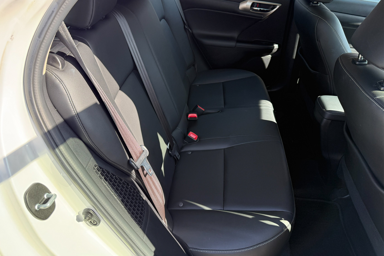 Lexus CT 200h Base 2016