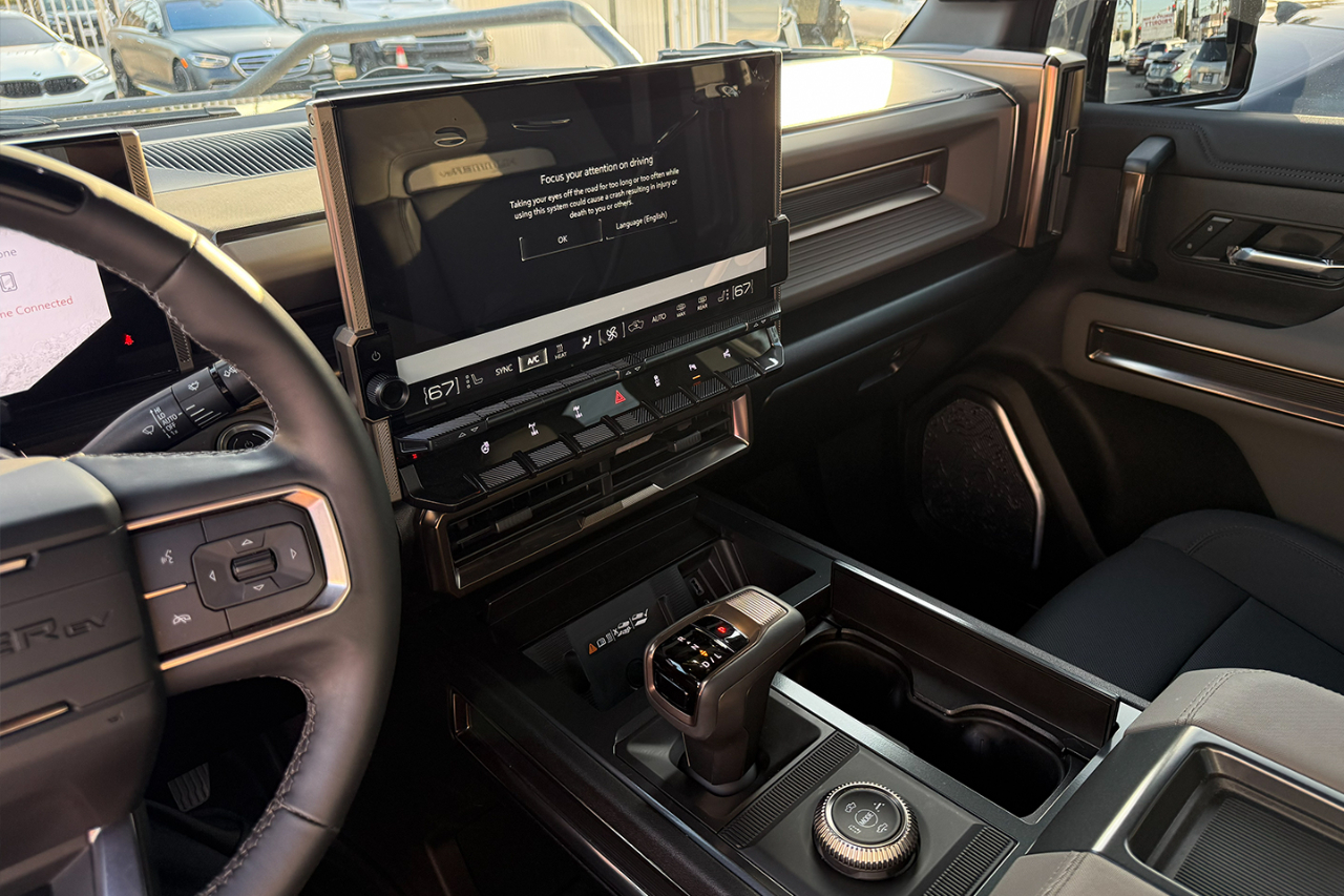 GMC HUMMER EV Pickup e4WD Crew Cab 3X 2025