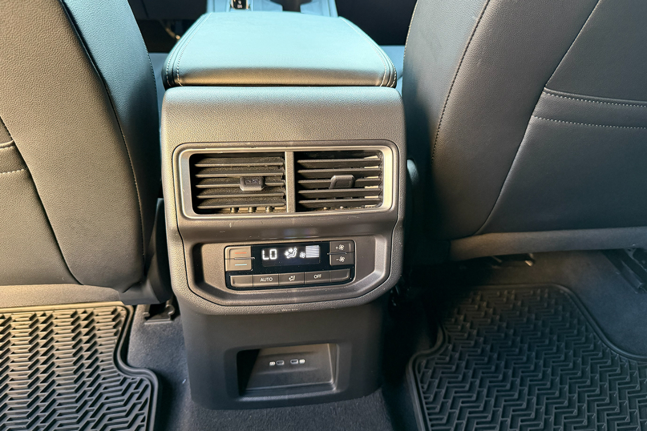 Volkswagen Atlas SE 2024