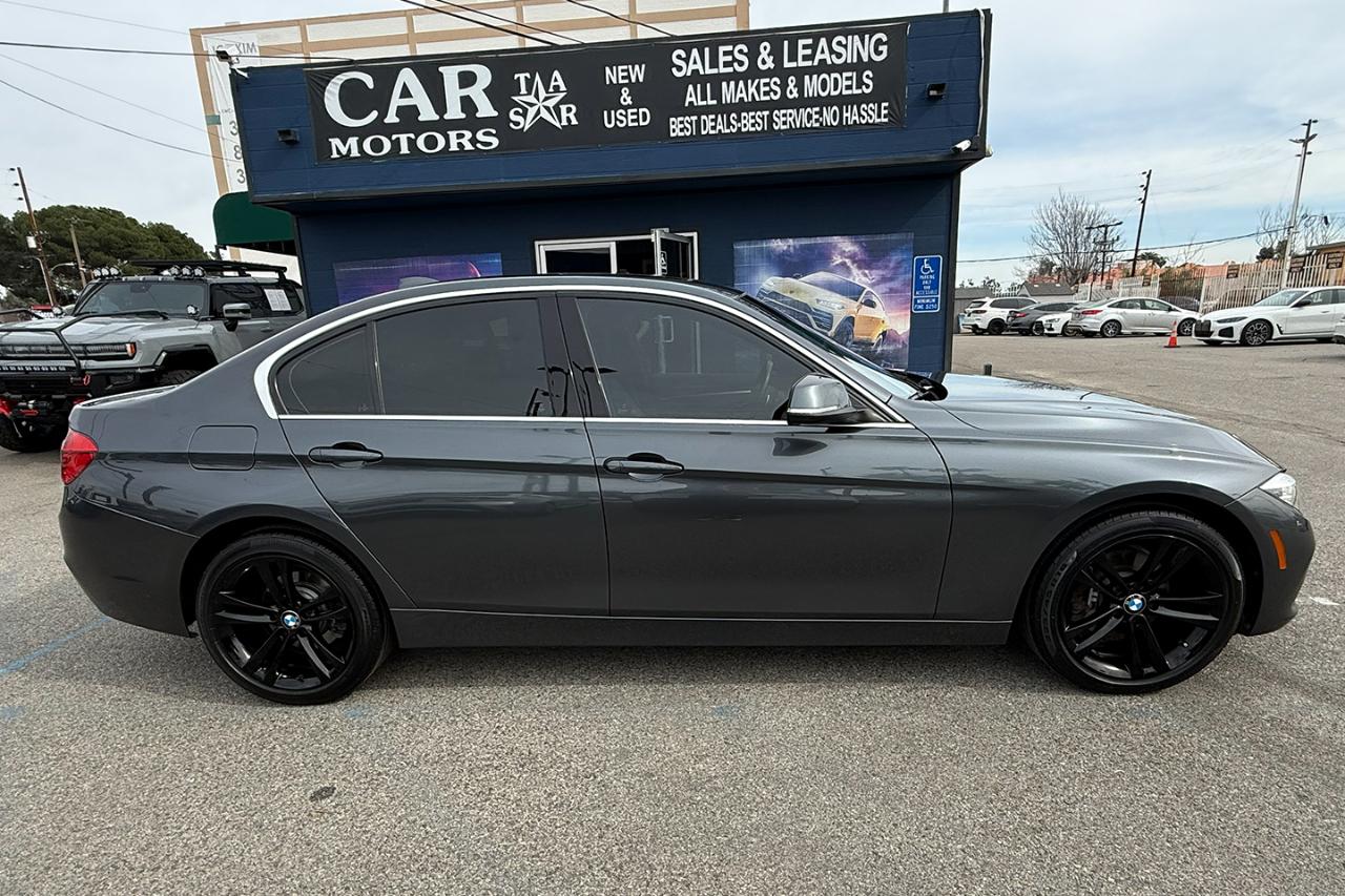 BMW 3-Series 330i xDrive SULEV Sedan 2017