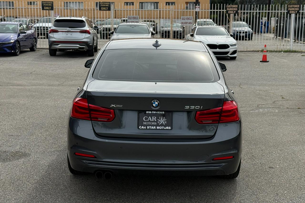 BMW 3-Series 330i xDrive SULEV Sedan 2017