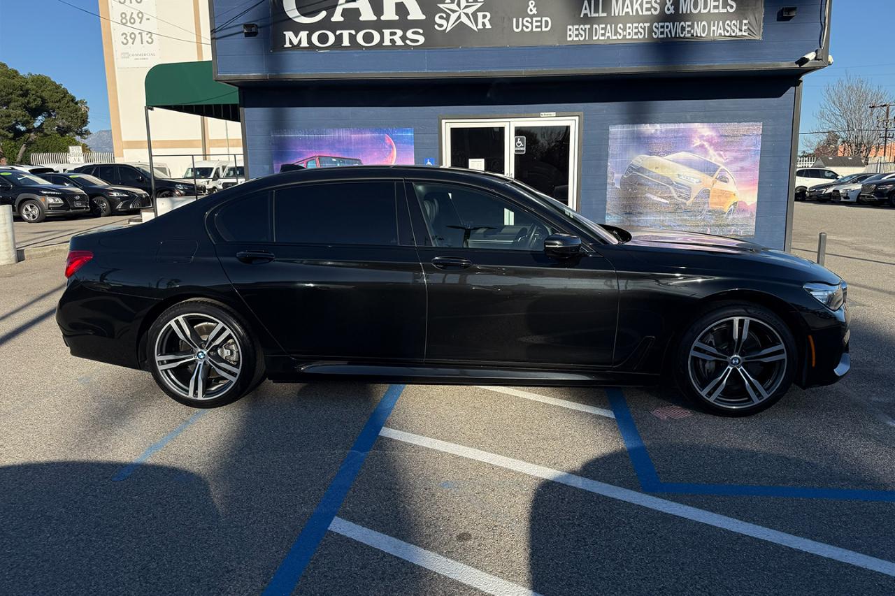 BMW 7-Series 740i 2019