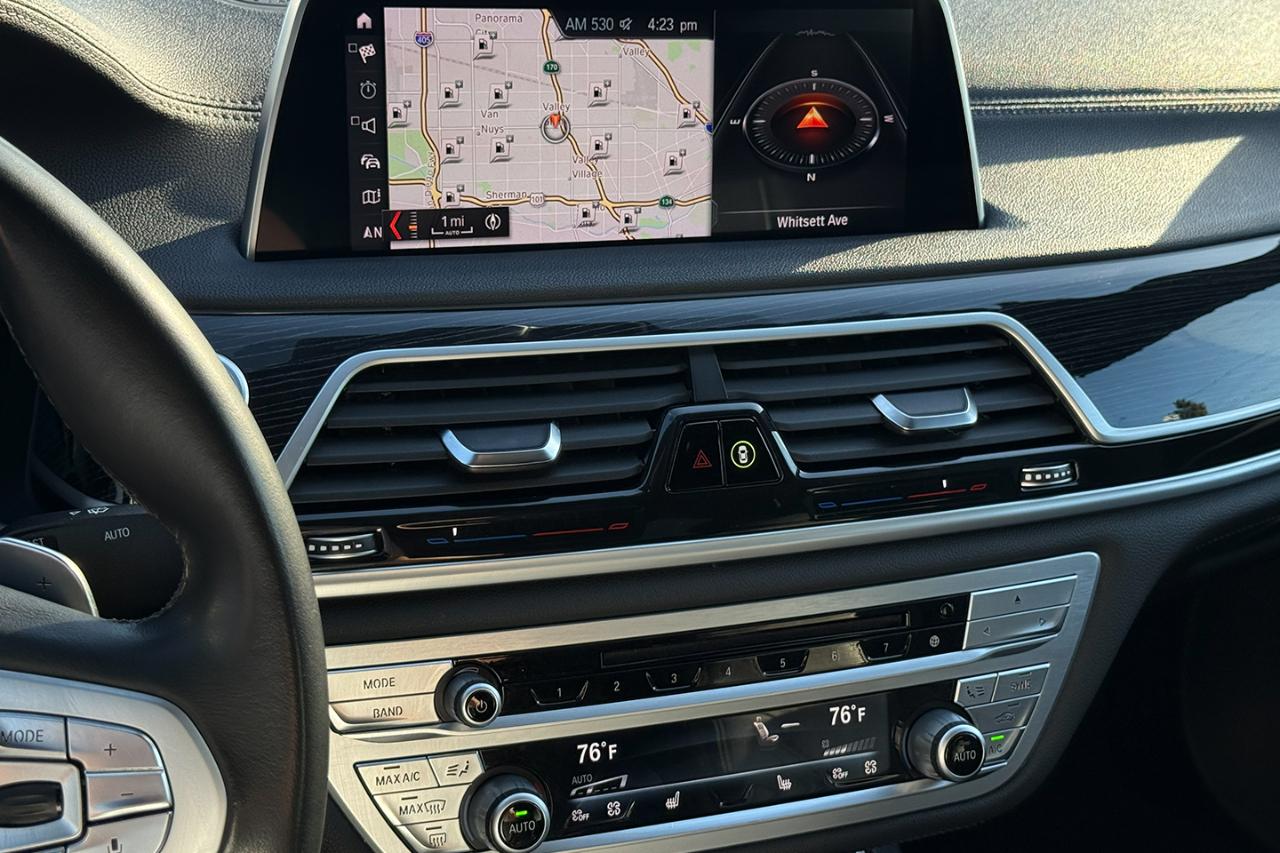 BMW 7-Series 740i 2019