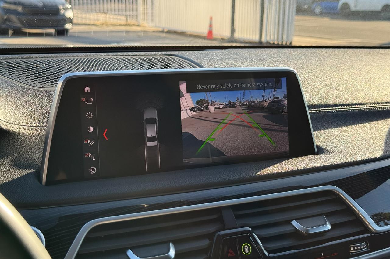 BMW 7-Series 740i 2019