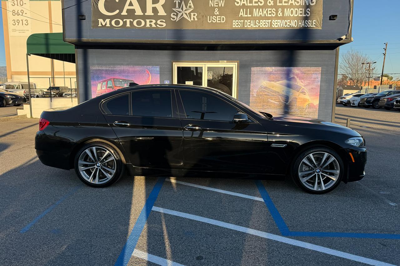 BMW 5-Series 528i 2016