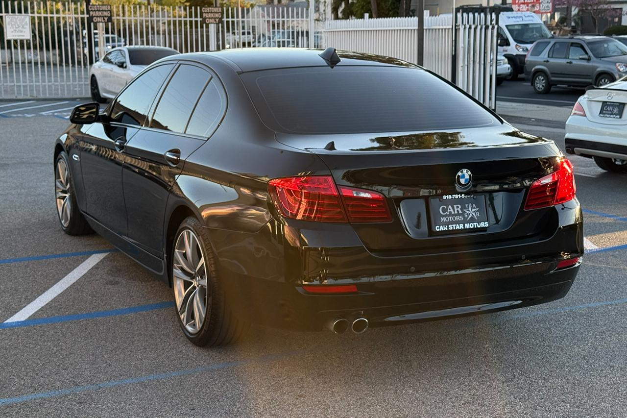 BMW 5-Series 528i 2016