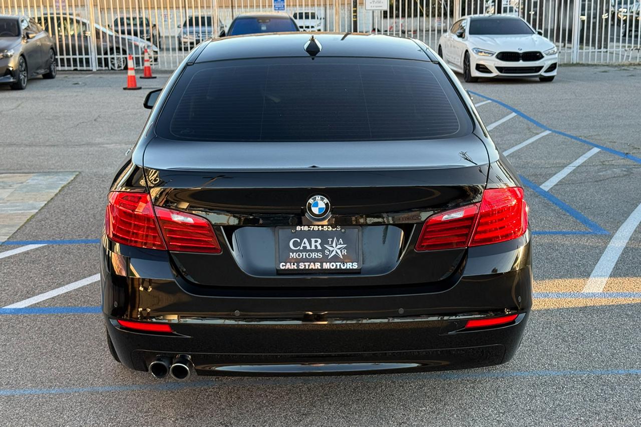 BMW 5-Series 528i 2016