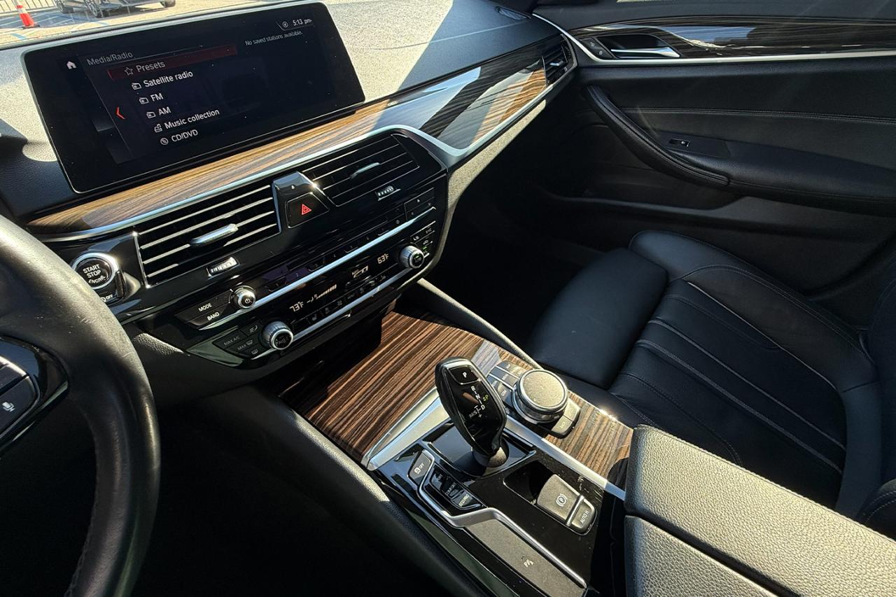 BMW 5-Series 530i 2018
