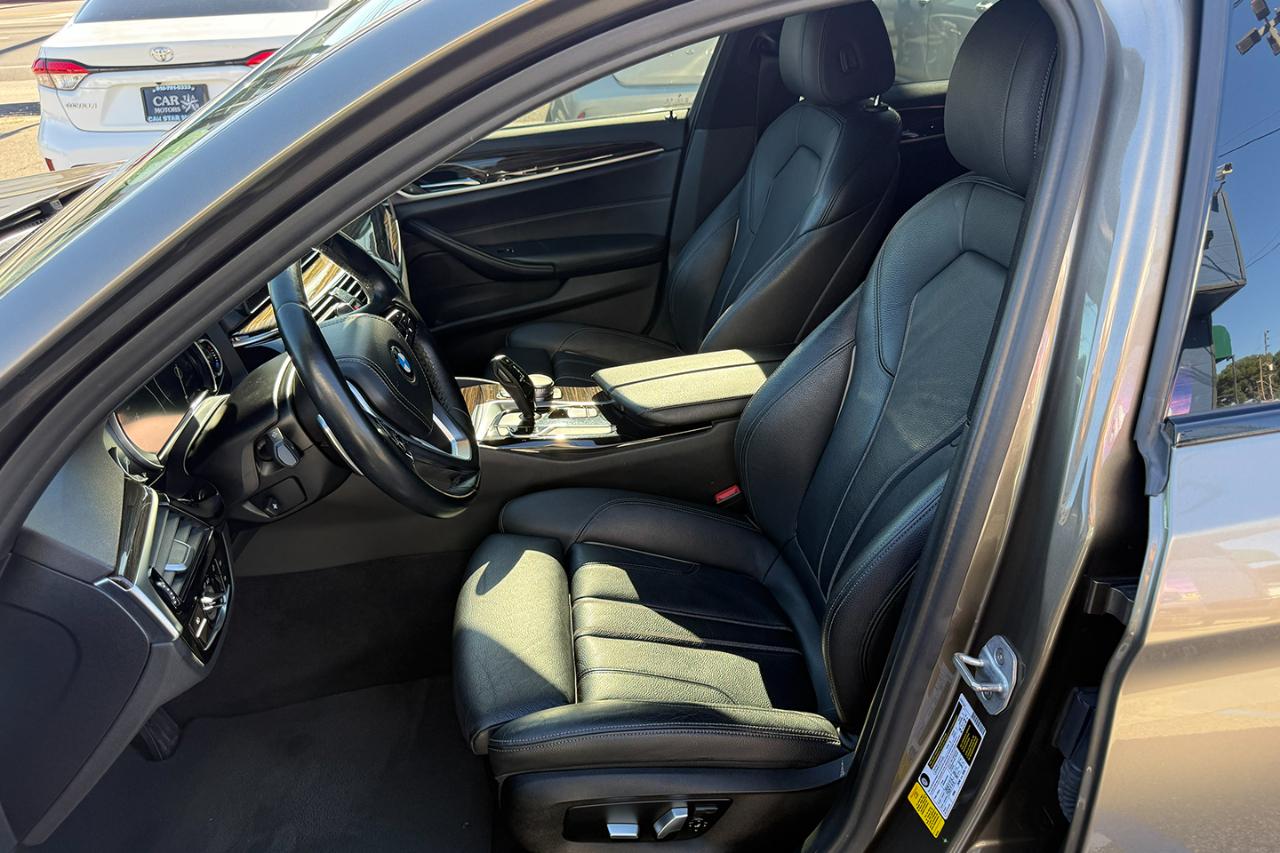 BMW 5-Series 530i 2018
