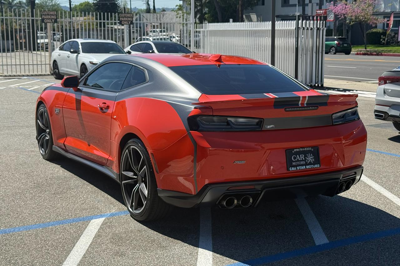 Chevrolet Camaro 2LT Coupe 8A 2018