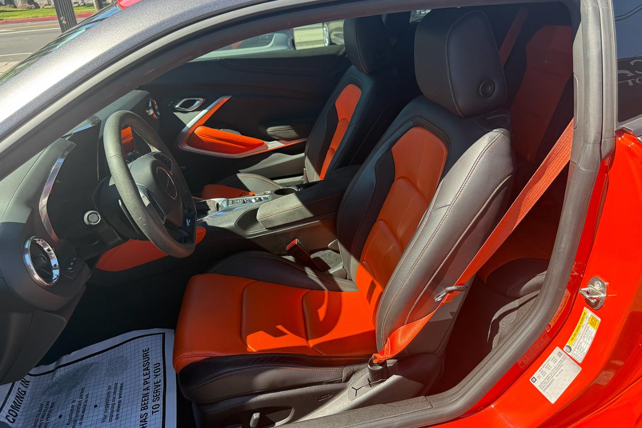 Chevrolet Camaro 2LT Coupe 8A 2018