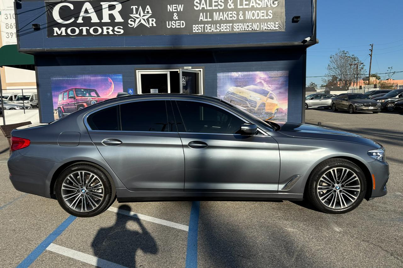 BMW 5-Series 530i 2019