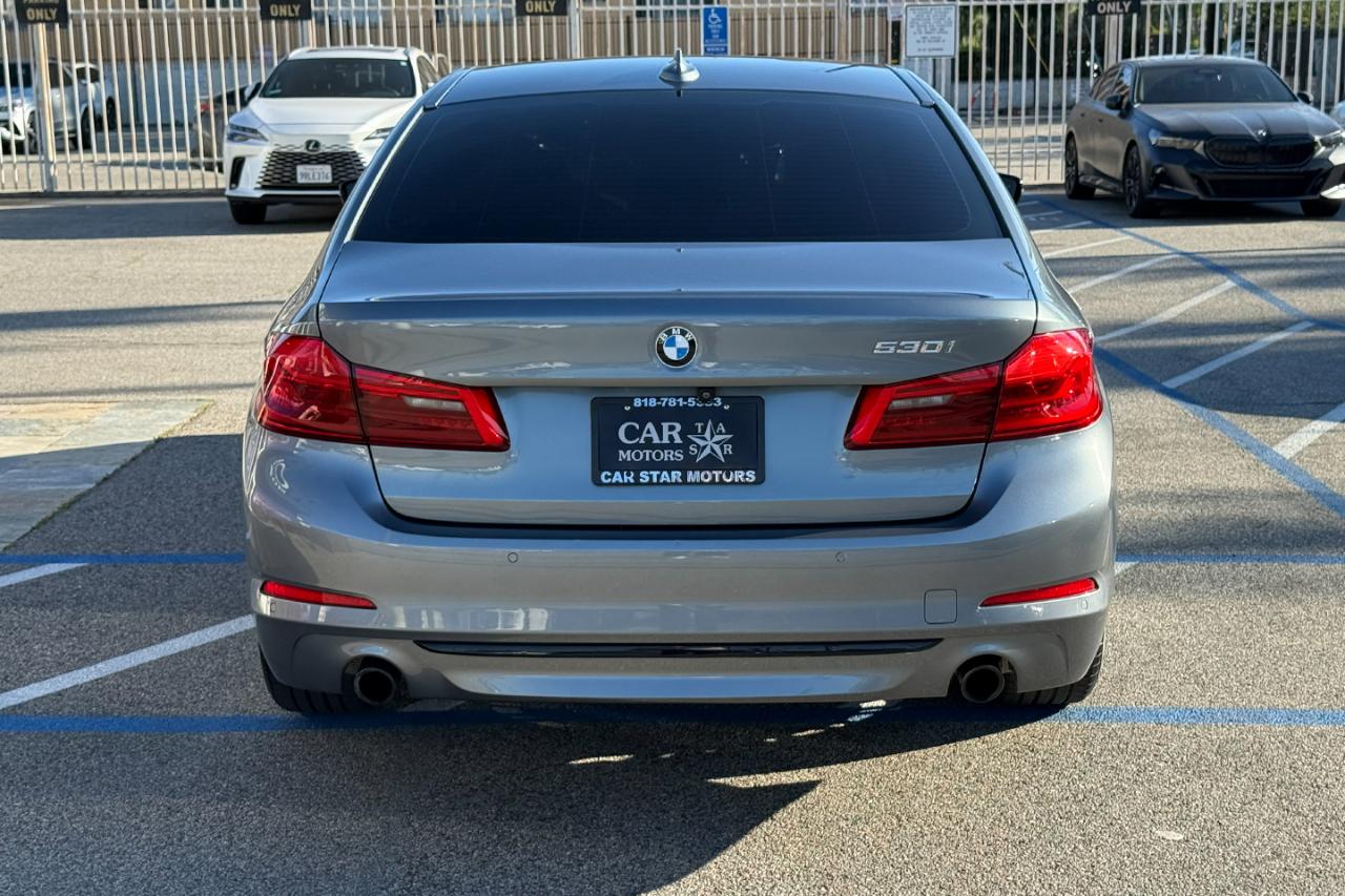 BMW 5-Series 530i 2019