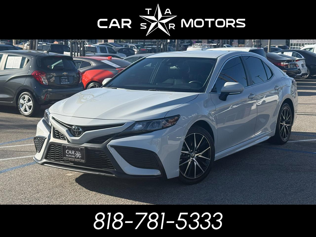 Toyota Camry SE 2023