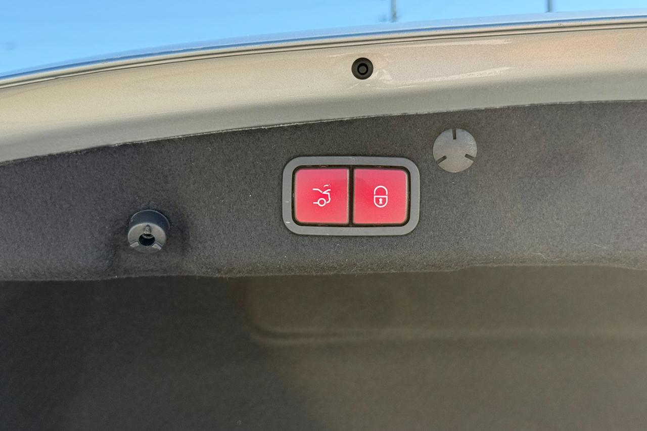 Mercedes-Benz C-Class C300 Sedan 2021