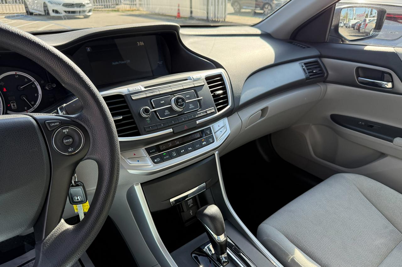 Honda Accord LX CVT 2013