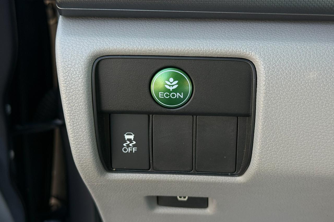 Honda Accord LX CVT 2013