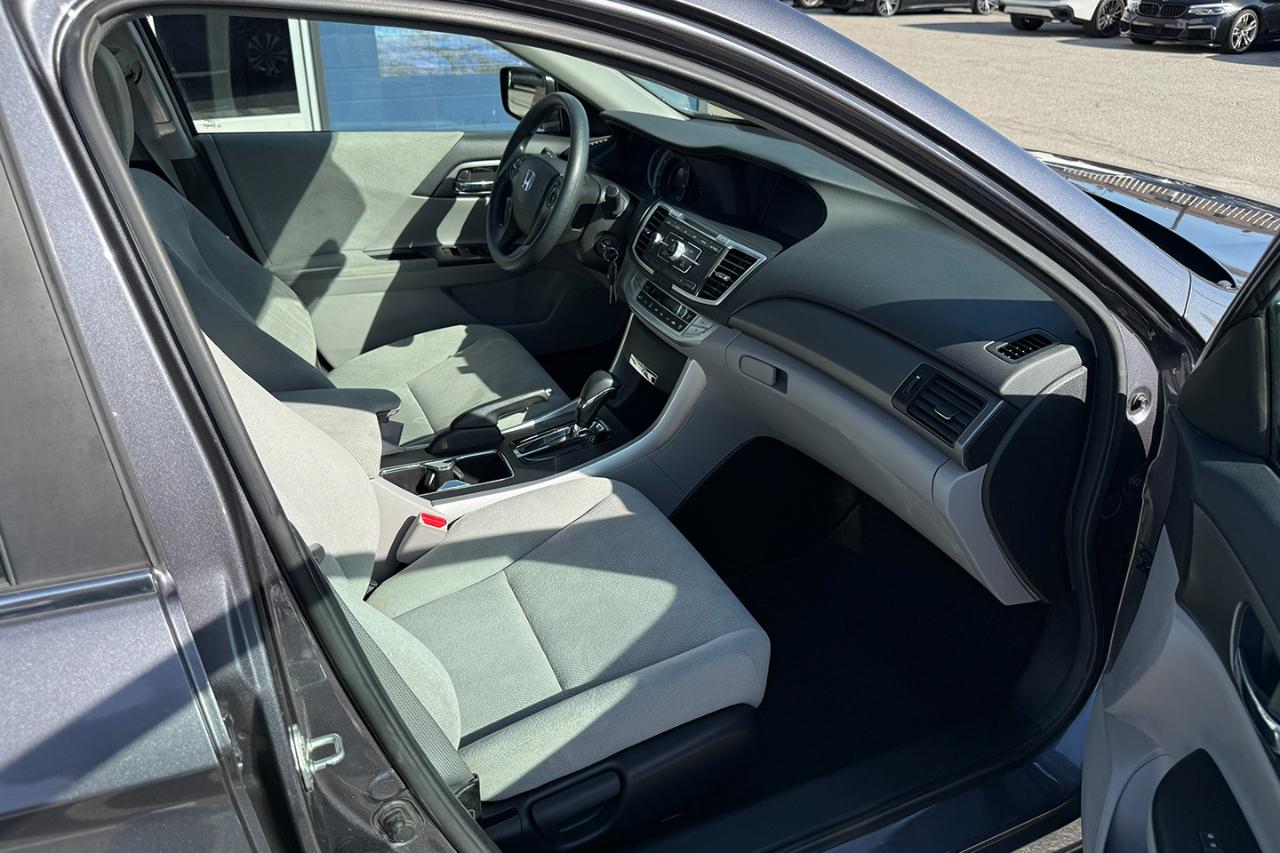 Honda Accord LX CVT 2013