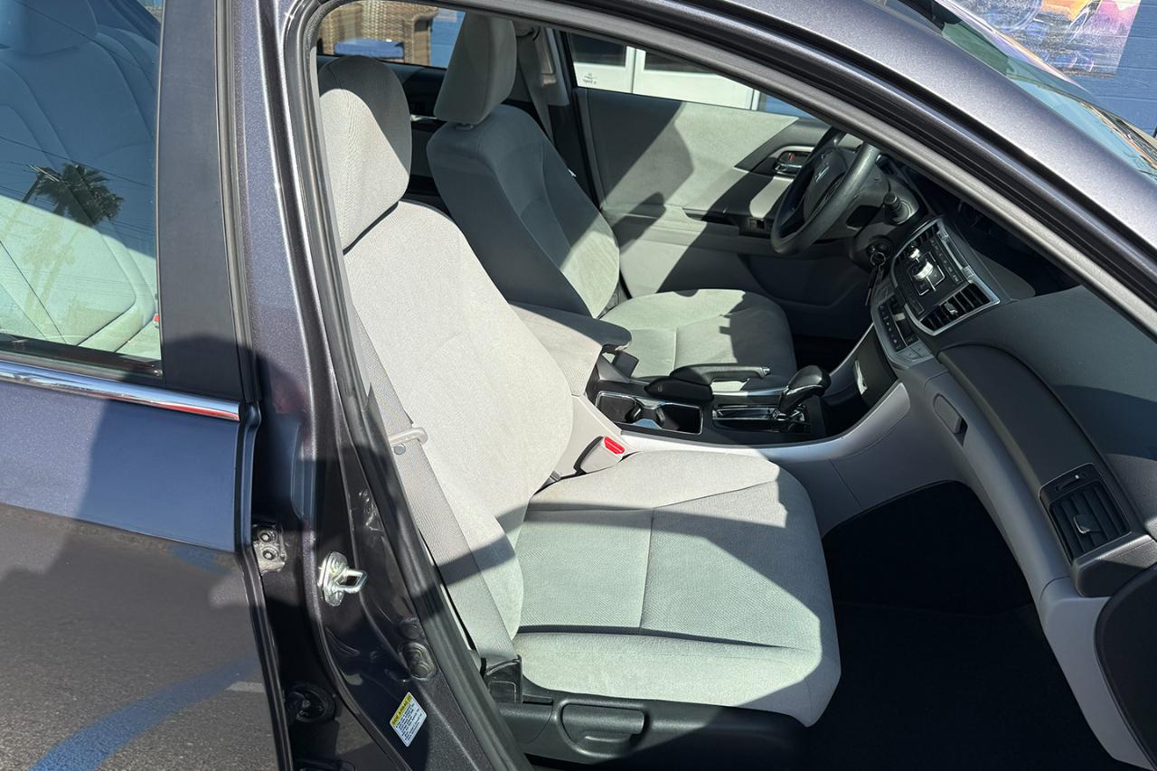 Honda Accord LX CVT 2013