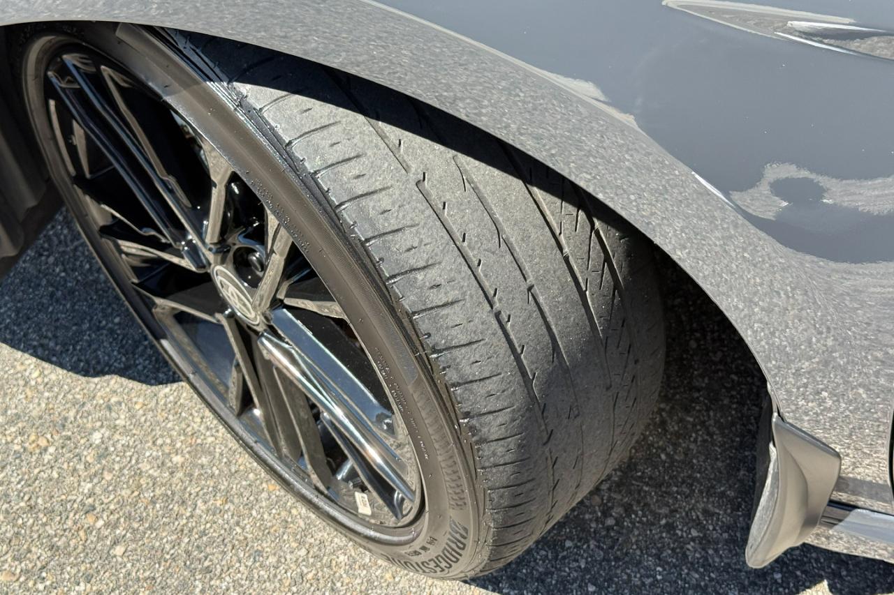 Toyota Camry Hybrid SE 2025