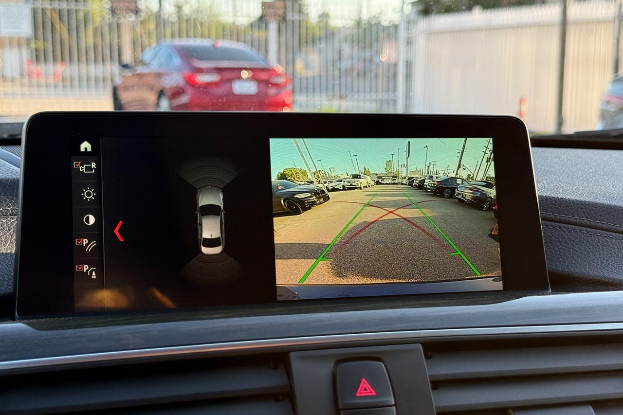 BMW 3-Series 330i SULEV Sedan 2018