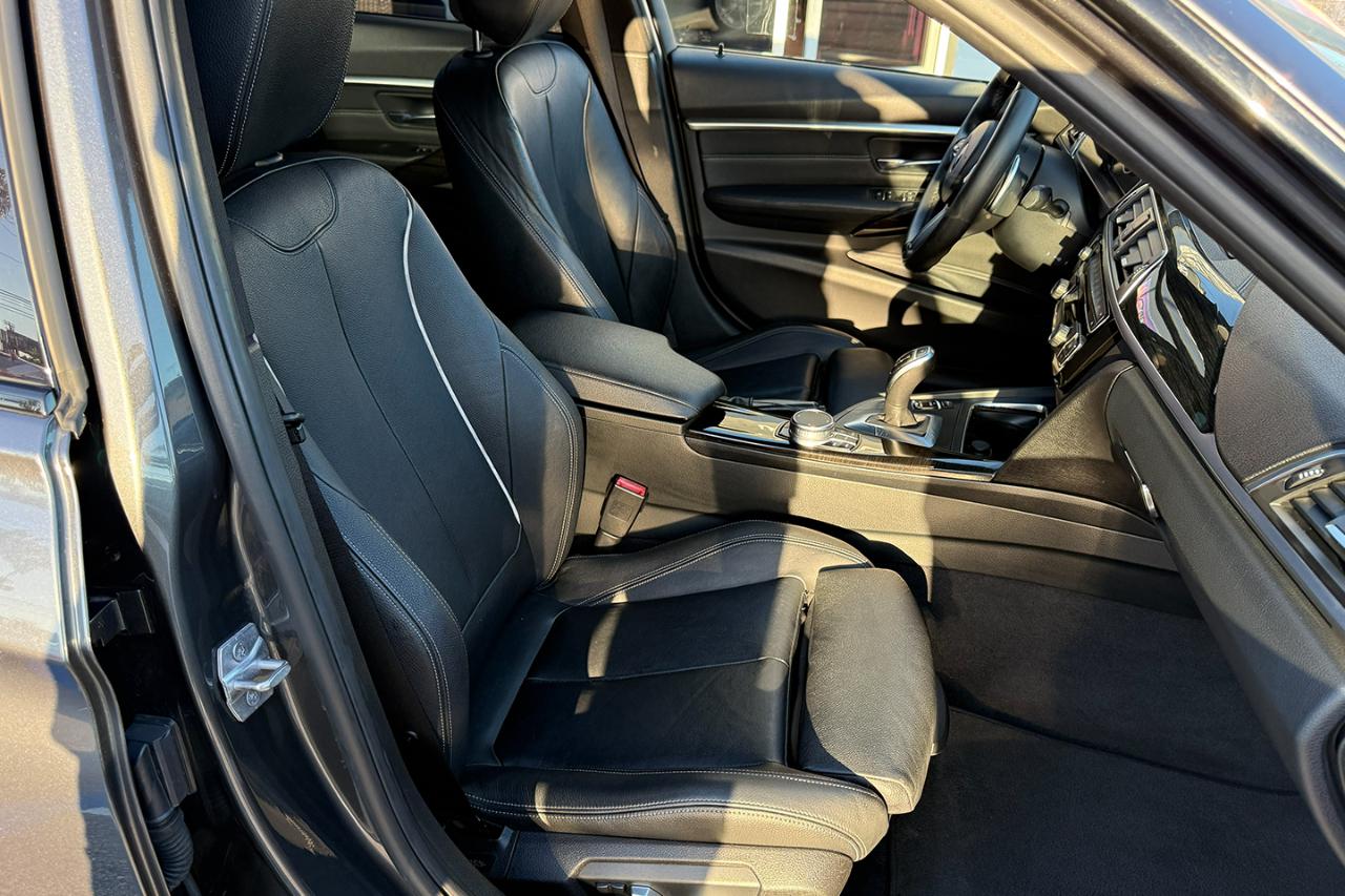 BMW 3-Series 330i SULEV Sedan 2018